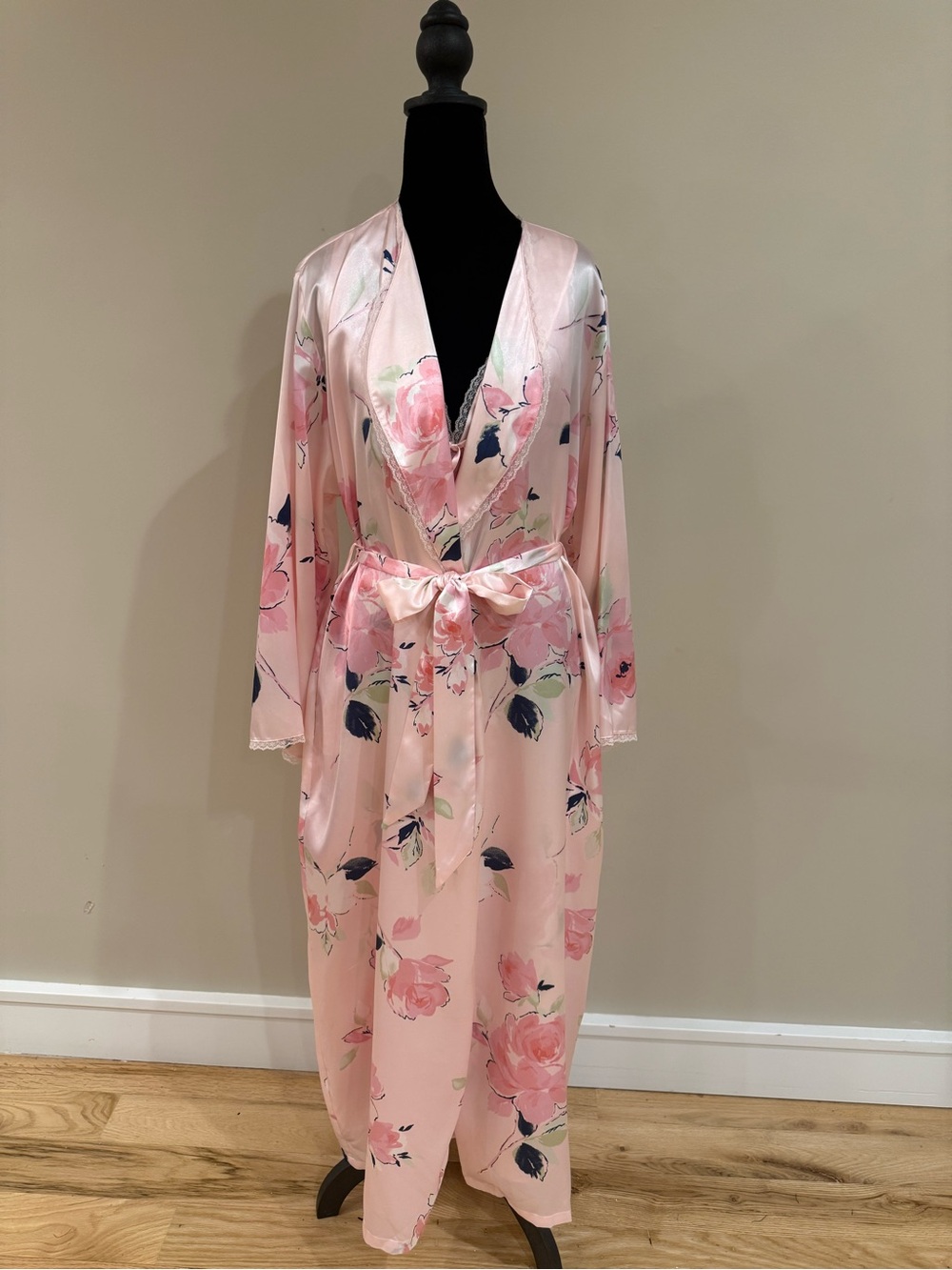 Jones New York Pale Pink Floral Satin Wrap Robe and Slip Nightgown